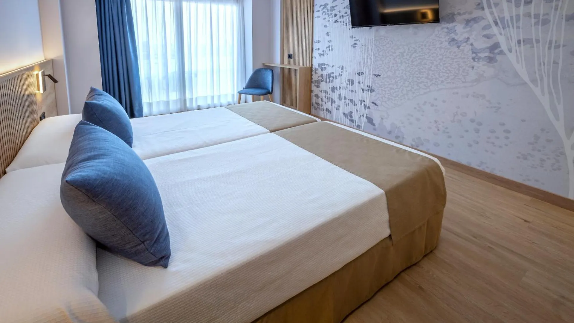 Hotel Mar Blau Calella