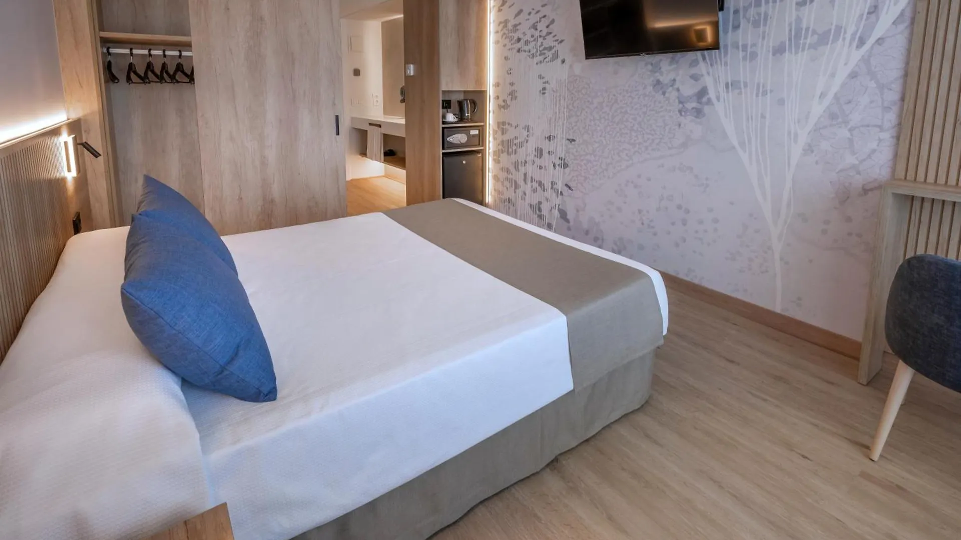 Hotel Mar Blau Calella