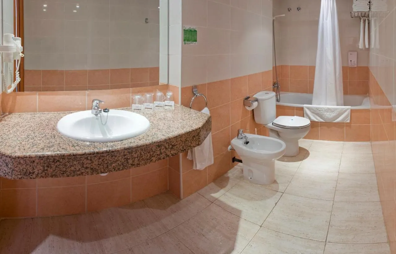 Hotel Mar Blau Calella